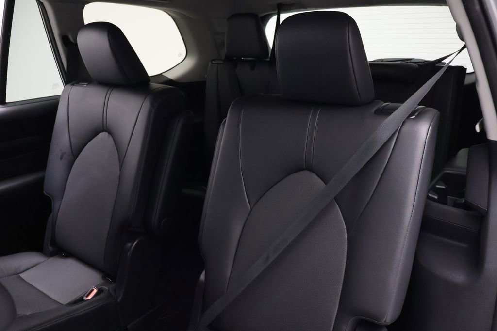 Certified 2025 Toyota Grand Highlander AWD image 18