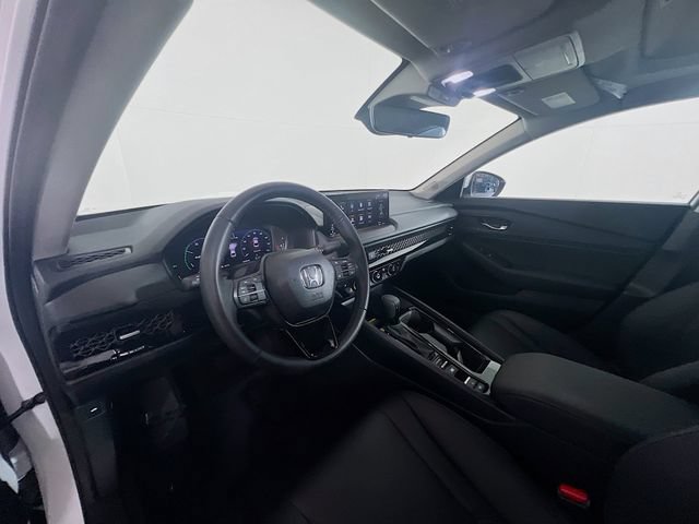Used 2025 Honda Accord EX-L image 18