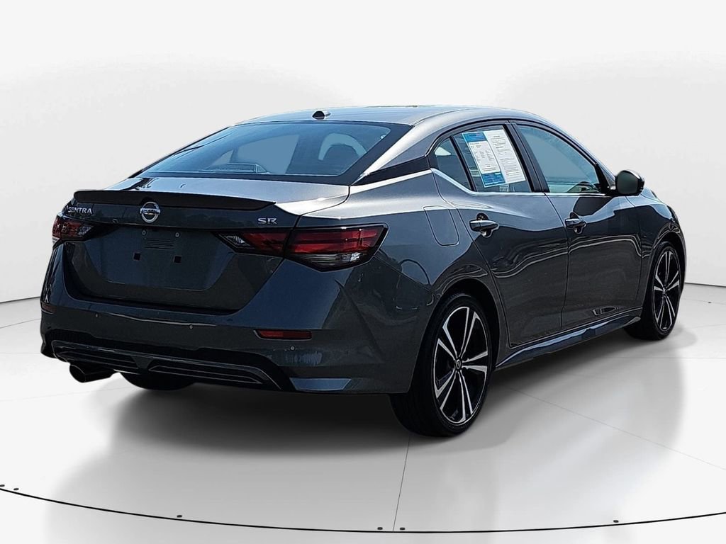 Used 2022 Nissan Sentra SR w/ SR Premium Package FWD image 6