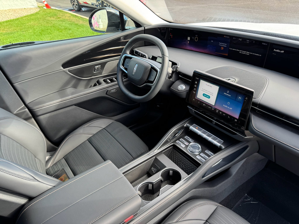 New 2026 Lincoln Nautilus Reserve w/ Jet Appearance Package image 13