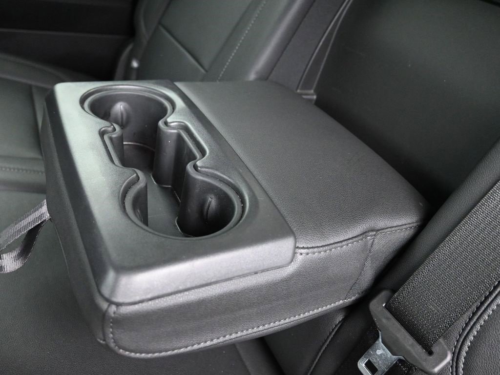 Certified 2024 GMC Sierra 1500 SLT image 29