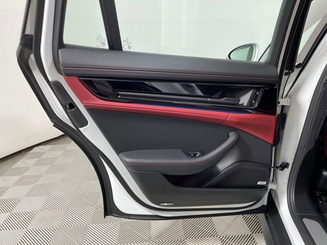 New 2026 Porsche Panamera image 30