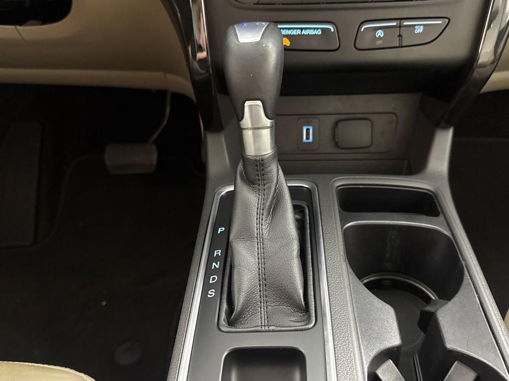 Used 2017 Ford Escape Titanium FWD image 19