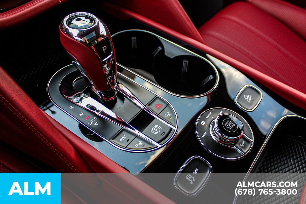Used 2023 Bentley Bentayga image 40