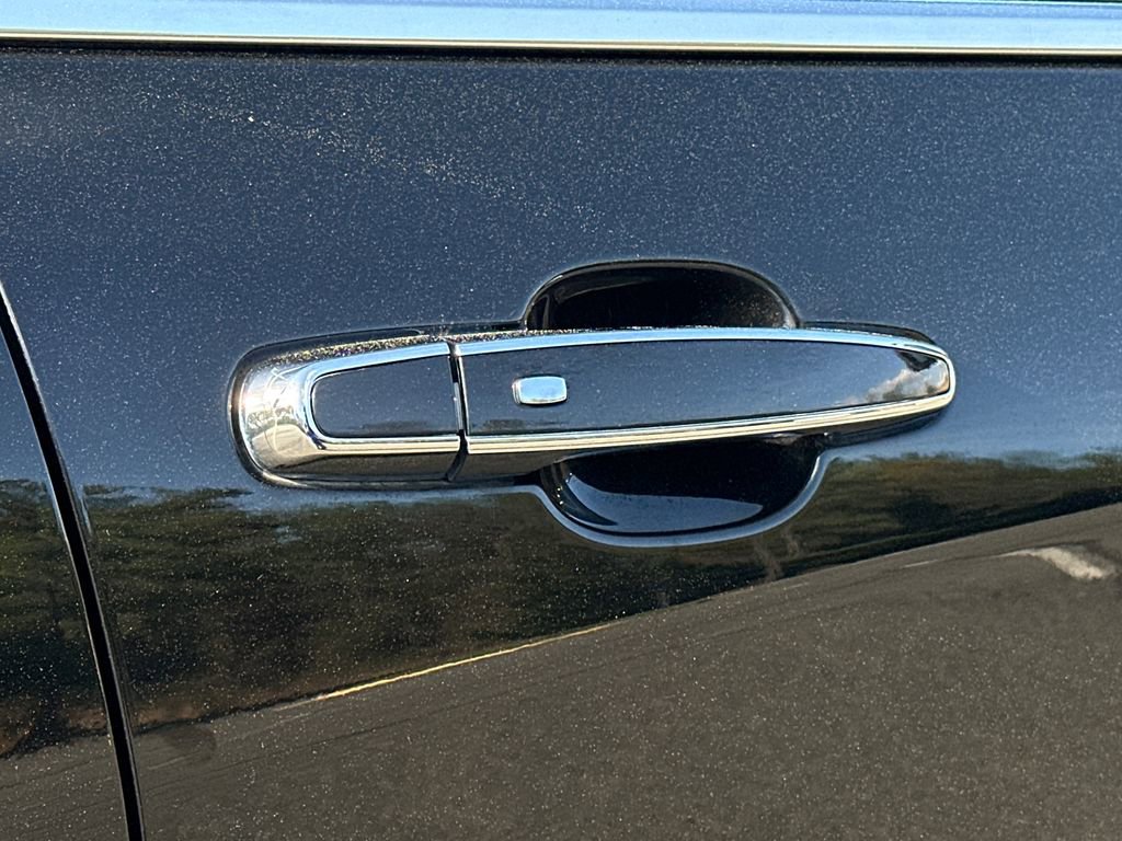 Used 2019 Chevrolet Equinox Premier image 9