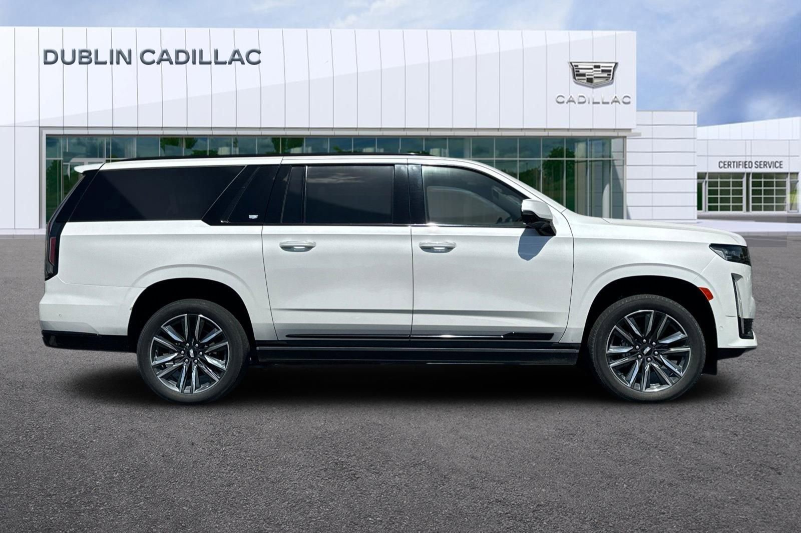 Used 2023 Cadillac Escalade ESV Sport w/ Touring Package image 3