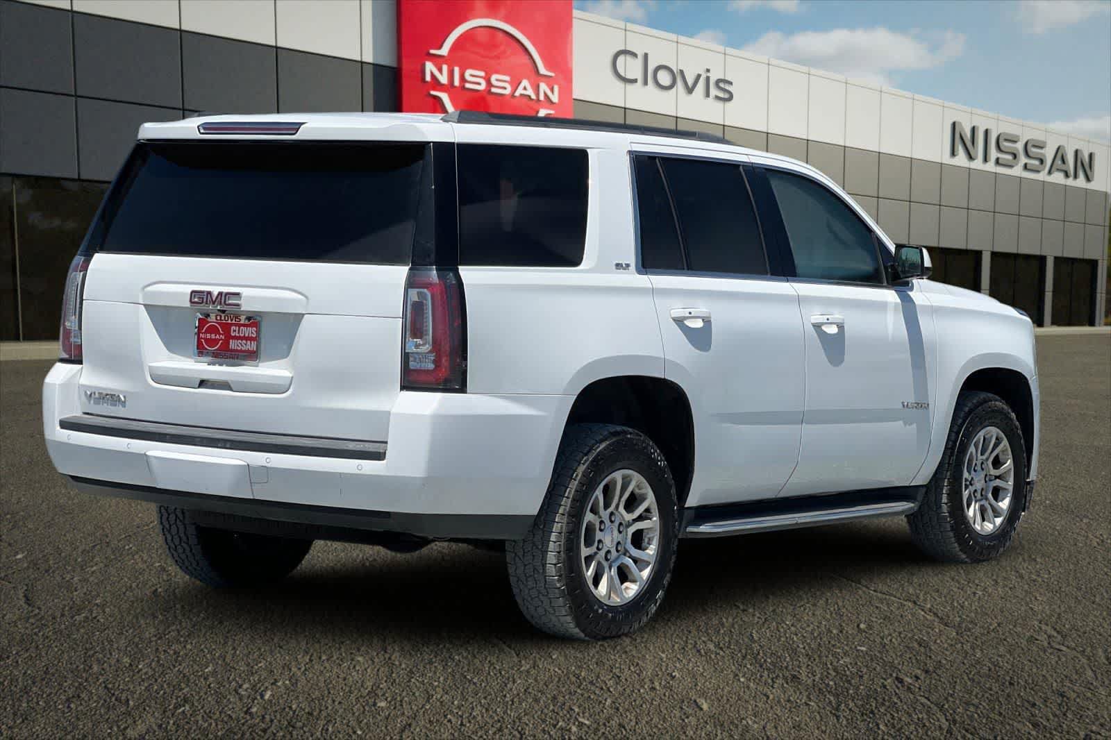 Used 2018 GMC Yukon SLT AWD/4WD image 3