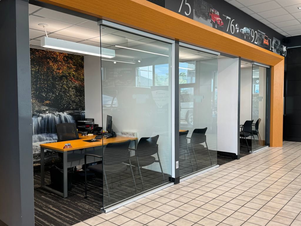 Used 2021 Chevrolet Colorado W/T w/ Custom Special Edition image 5