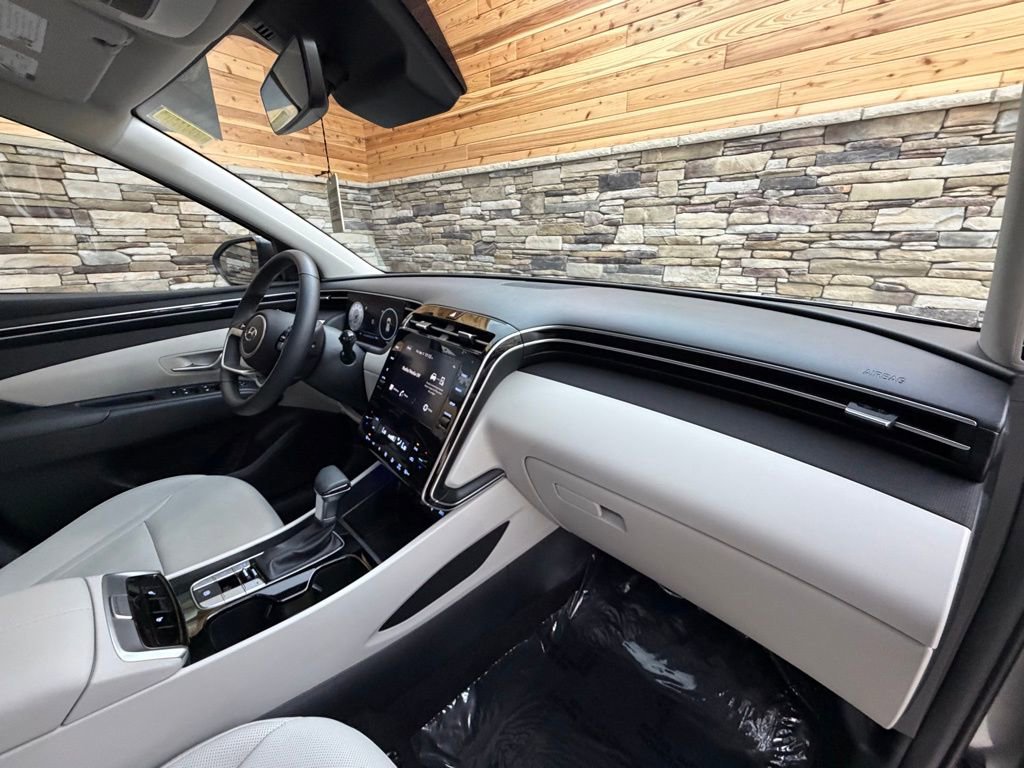 Used 2023 Hyundai Tucson SEL w/ Convenience Package AWD/4WD image 13