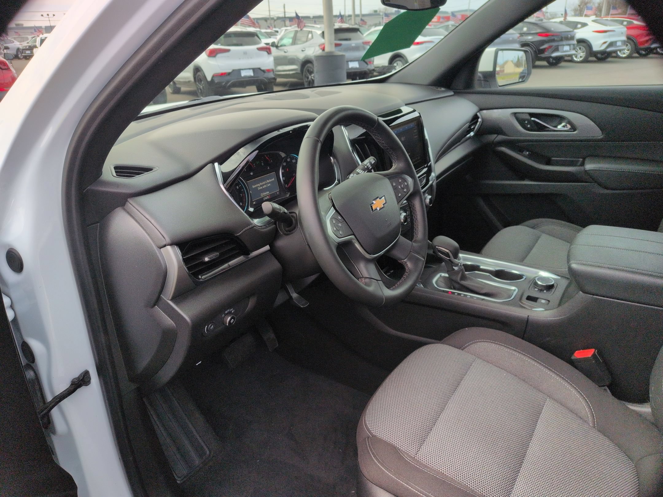 Certified 2023 Chevrolet Traverse LT AWD/4WD image 9
