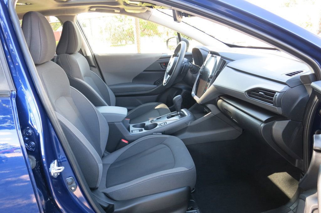 Used 2025 Subaru Crosstrek 2.0i Premium image 14