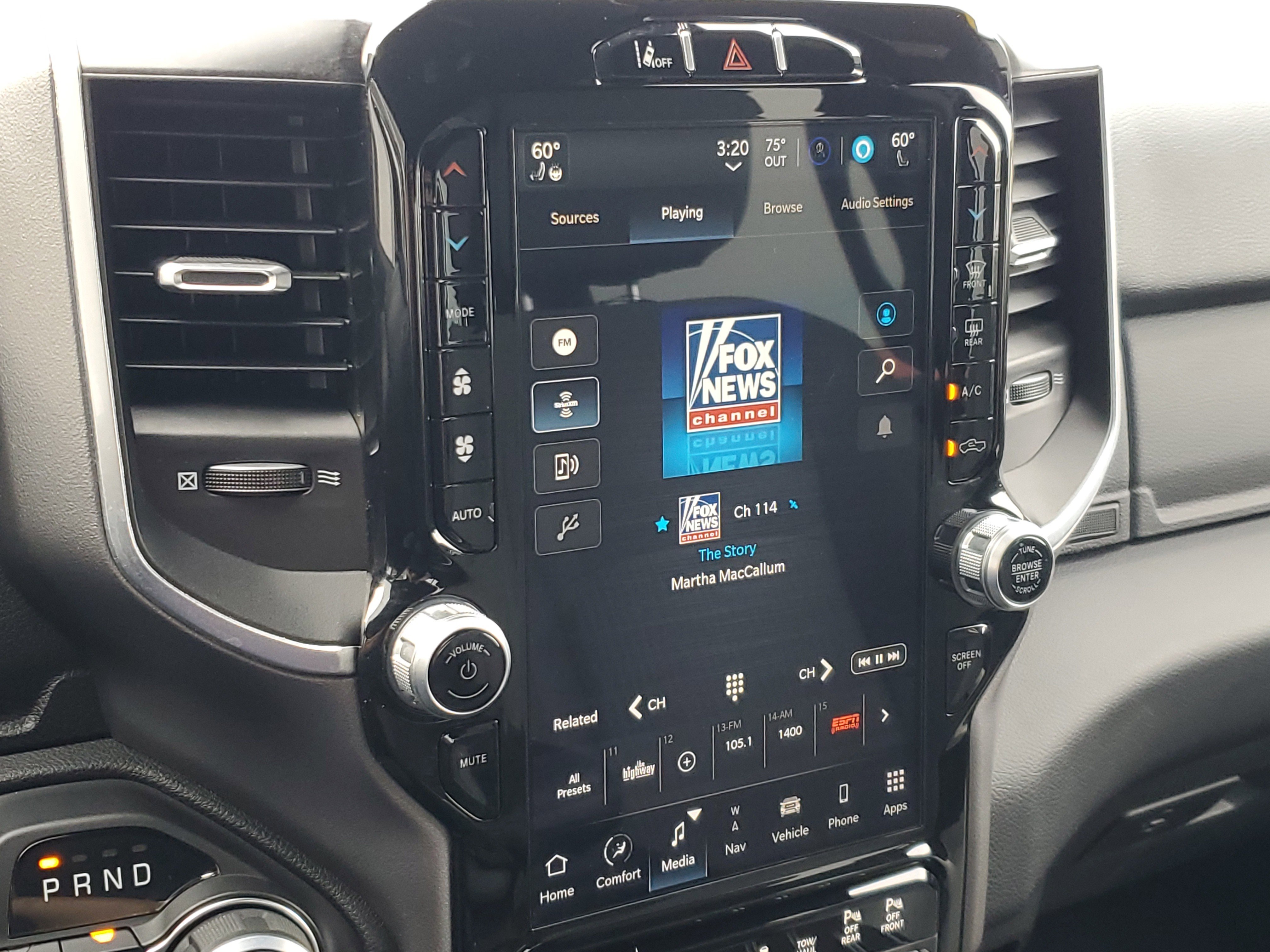 Used 2024 RAM 2500 Big Horn w/ Safety Group image 16