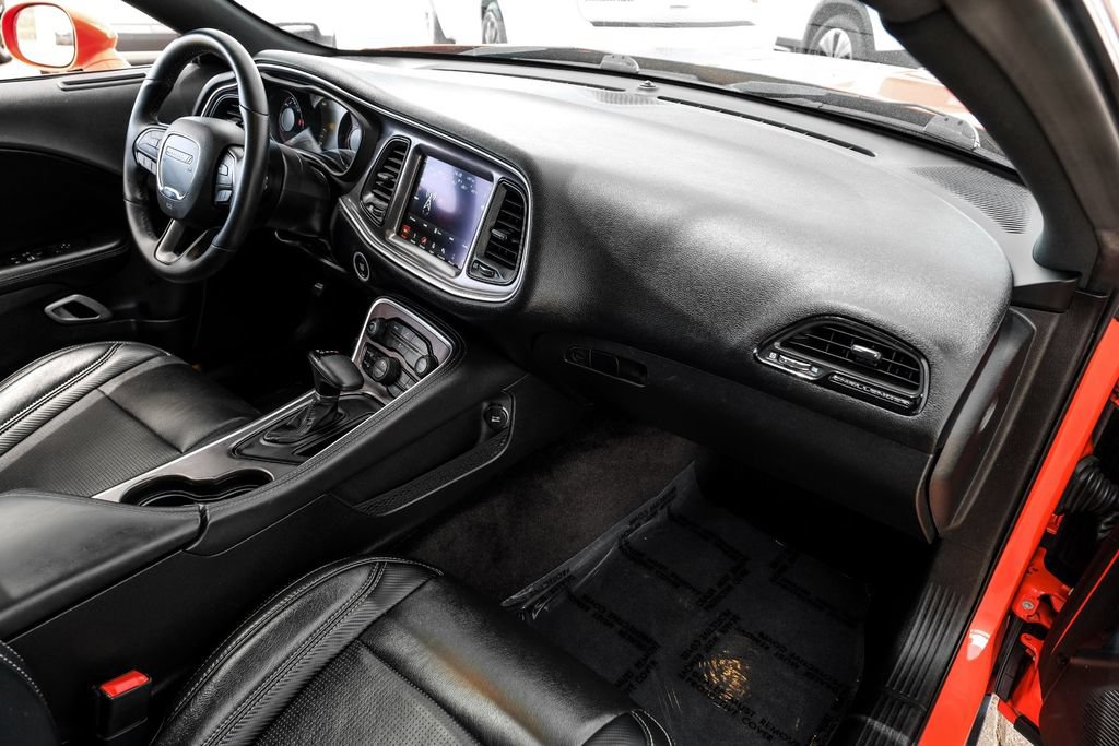 Used 2016 Dodge Challenger R/T w/ Blacktop Package RWD image 10