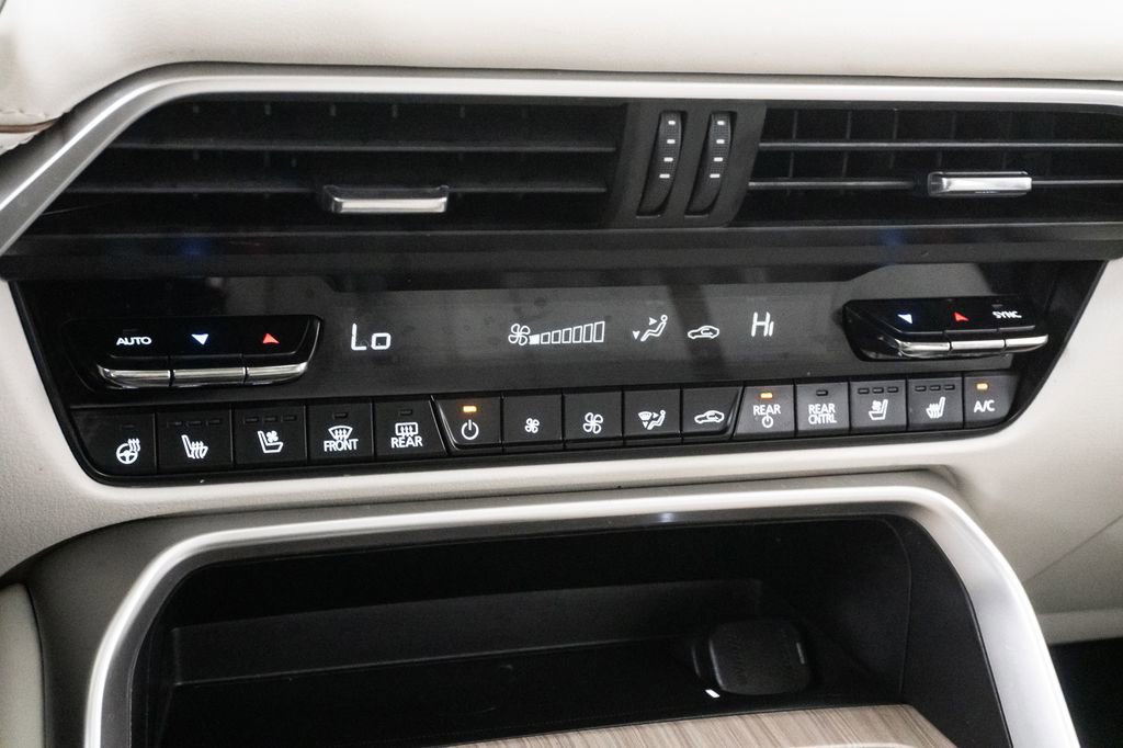 Used 2024 MAZDA CX-90 Plug-In Hybrid w/ Premium Plus AWD/4WD image 22