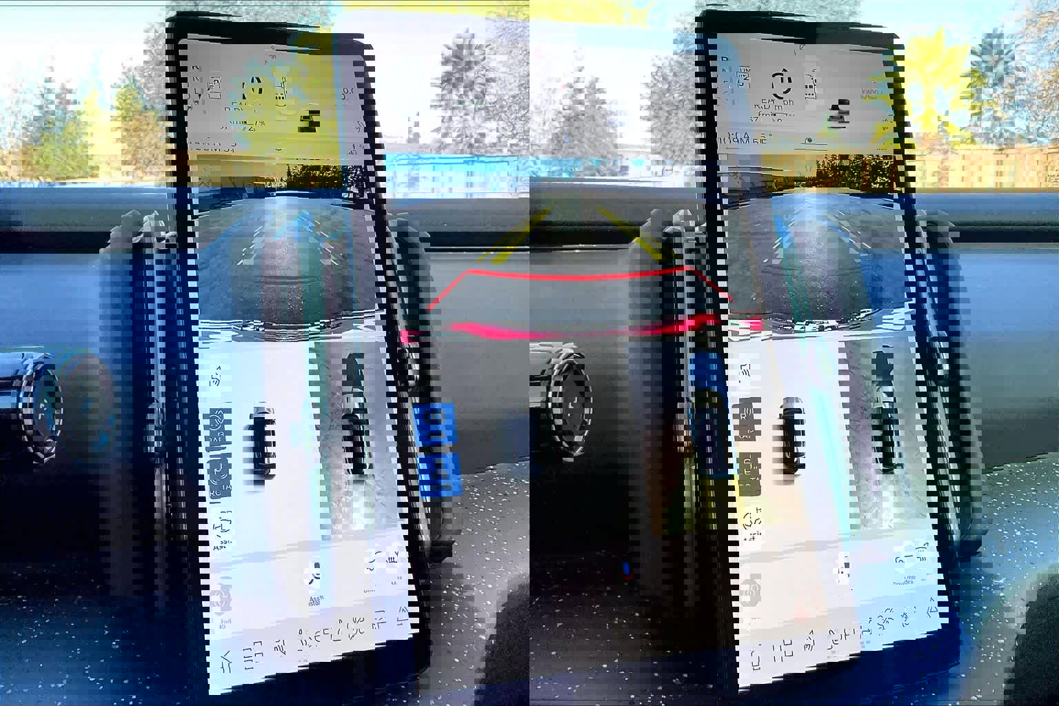 New 2025 Volvo EX30 Ultra w/ Protection Package Premier image 20