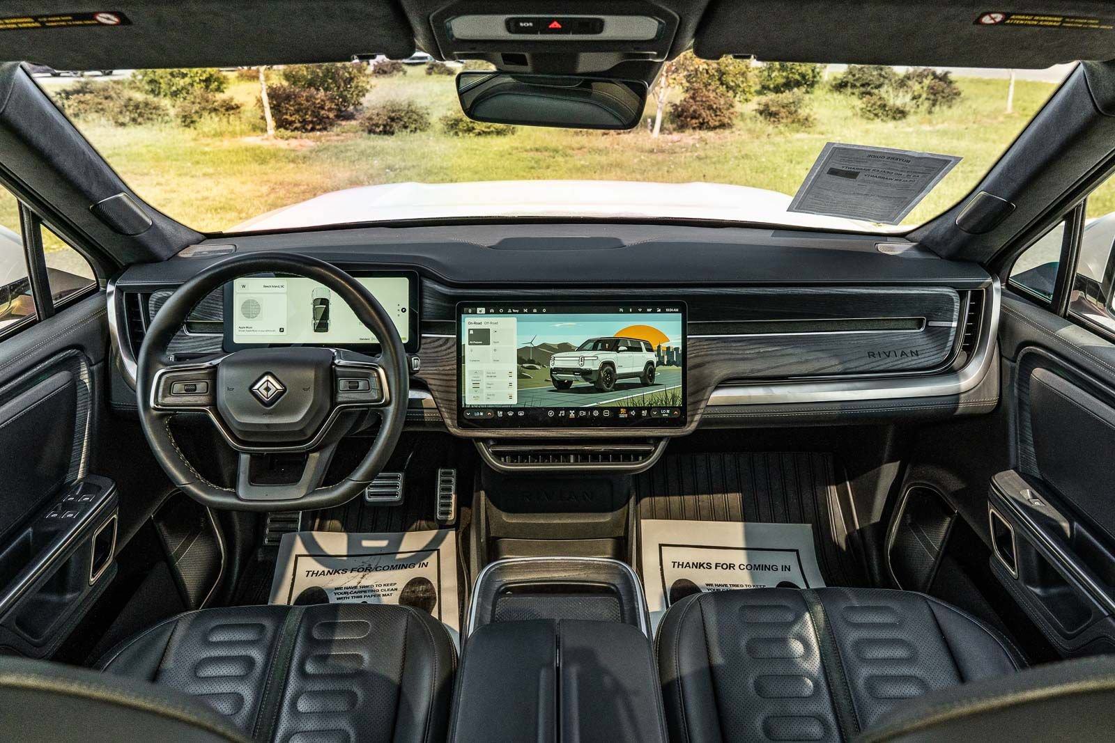 Used 2023 Rivian R1S Adventure AWD/4WD image 29