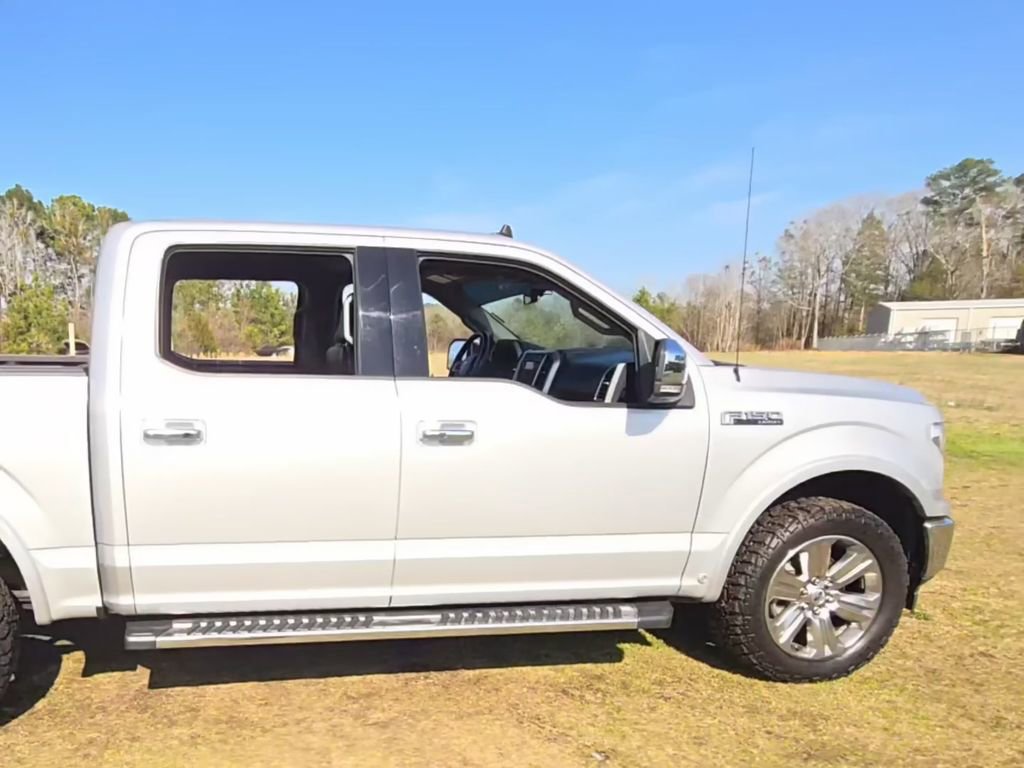 Used 2019 Ford F150 Lariat w/ Equipment Group 502A Luxury image 4