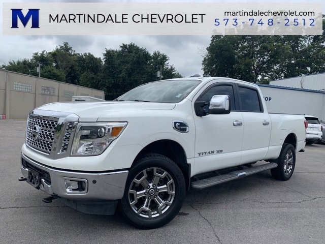 Used 2019 Nissan Titan SL w/ Chrome Package