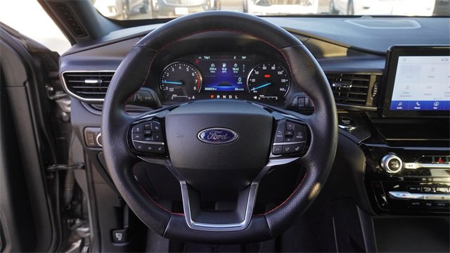 Used 2023 Ford Explorer ST-Line w/ Class IV Trailer Tow Package image 29