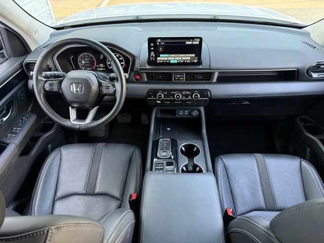 Used 2025 Honda Pilot Touring image 12