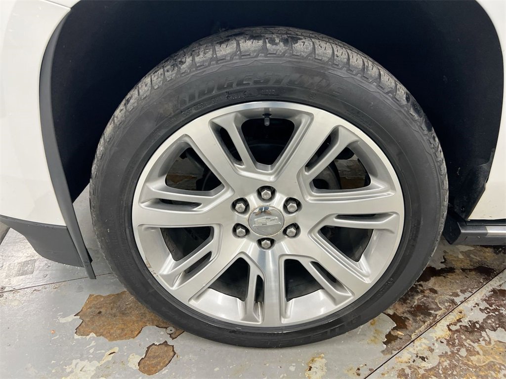 Used 2019 Cadillac Escalade ESV Premium Luxury image 27