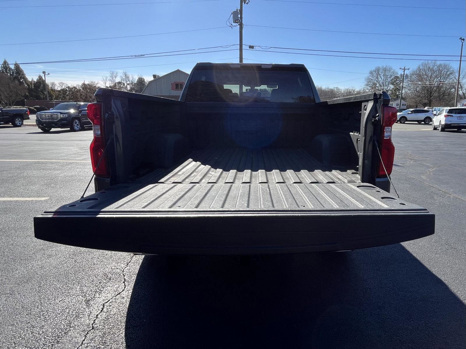 Used 2020 Chevrolet Silverado 1500 Custom Trail Boss w/ Custom Convenience Package image 28