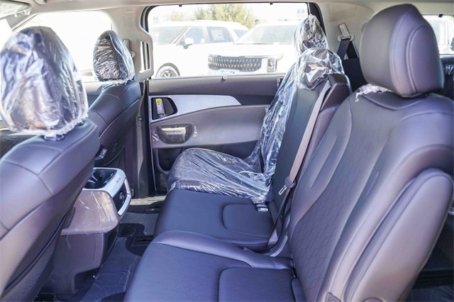 New 2026 Kia Carnival EX image 20
