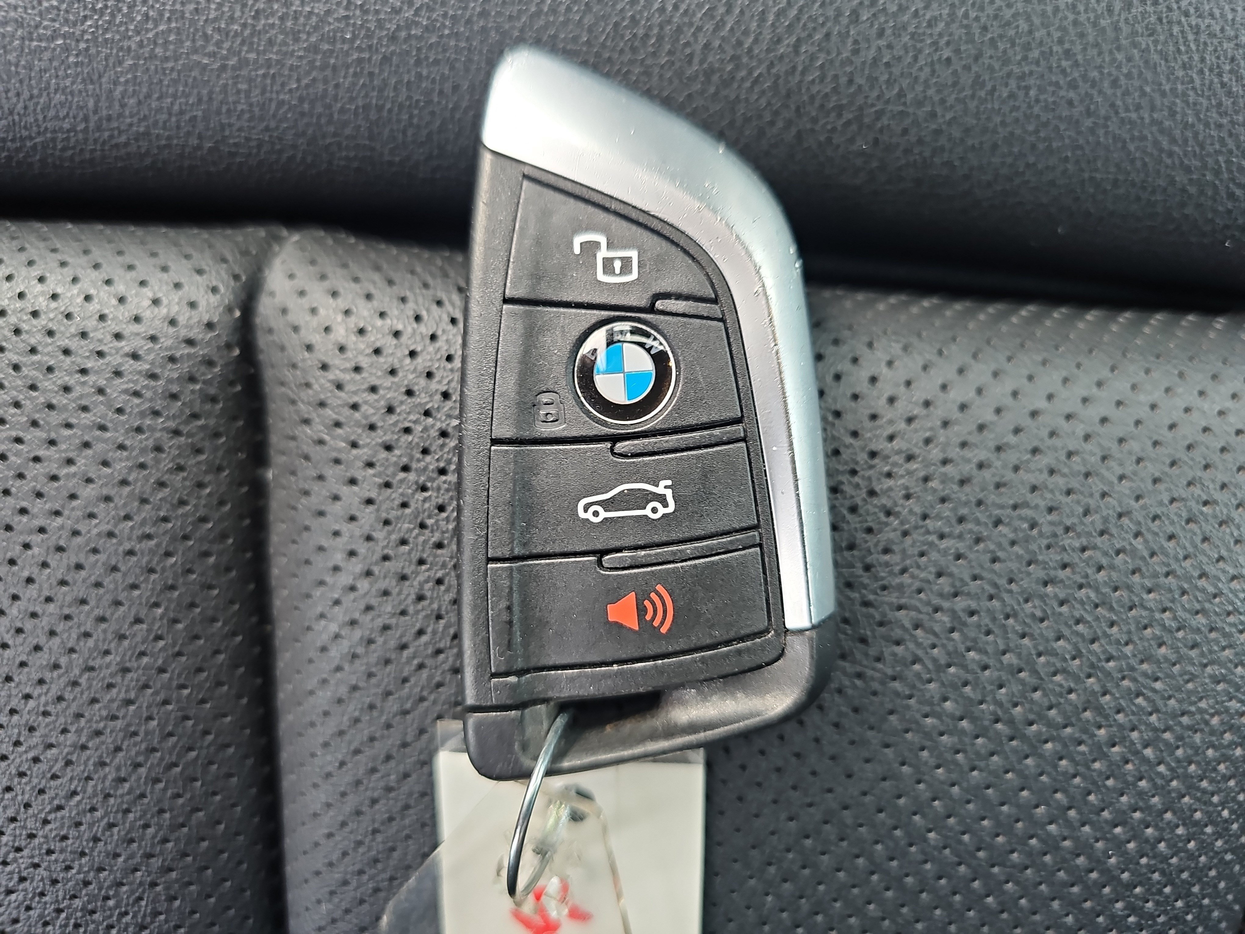 Used 2024 BMW X3 xDrive30i w/ Premium Package AWD/4WD image 37