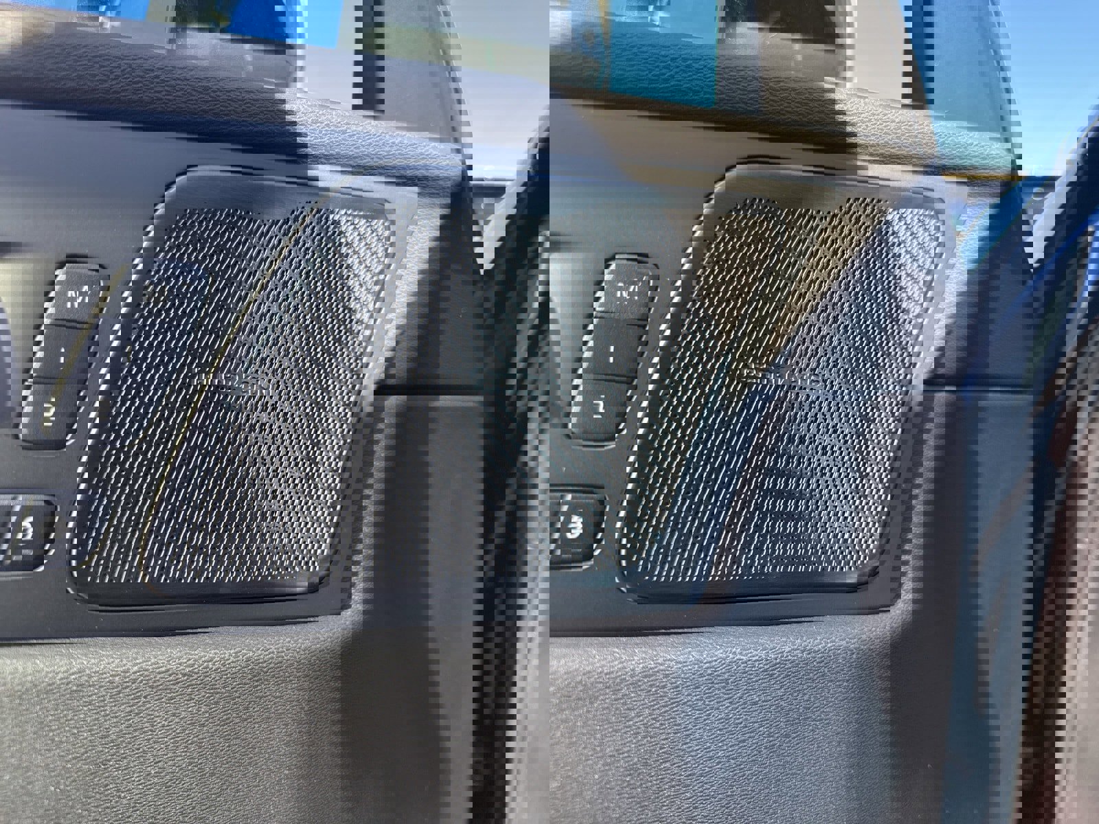 New 2026 Volvo XC60 B5 Ultra w/ Protection Package Premier image 20