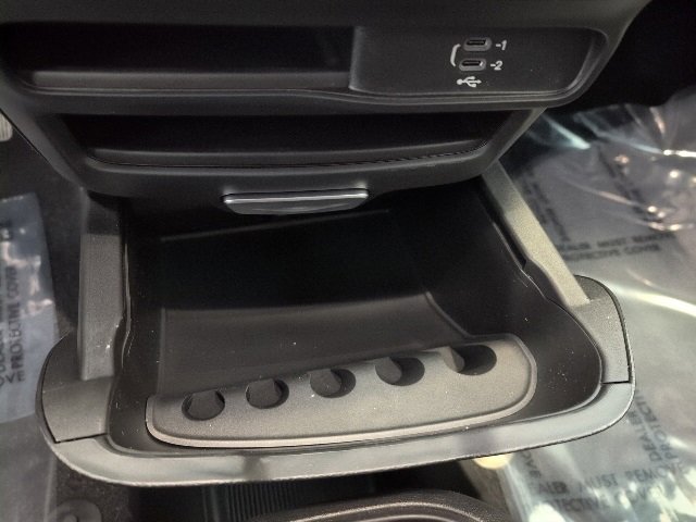 New 2026 Chrysler Pacifica Select image 22