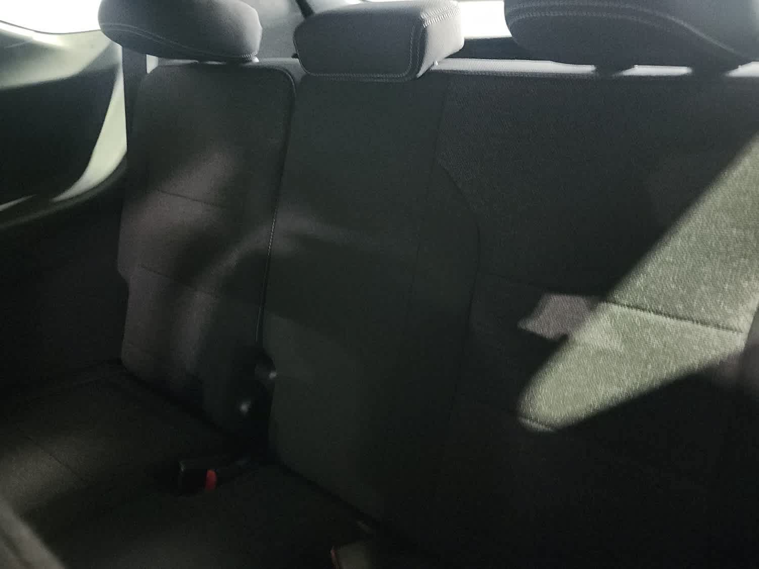 Used 2025 Chevrolet Traverse LT FWD image 32