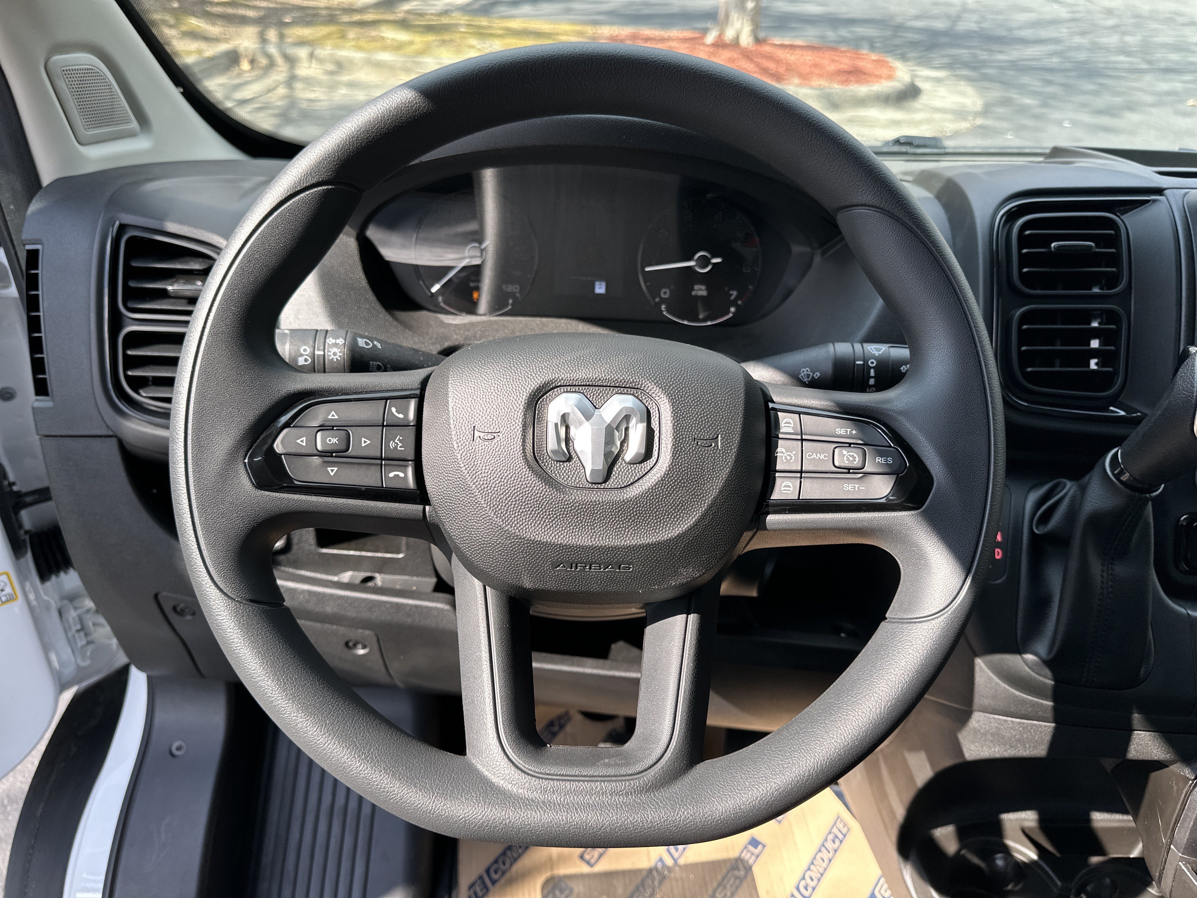 New 2026 RAM ProMaster 2500 w/ Convenience Group FWD image 8