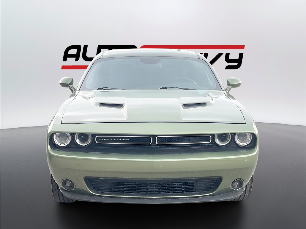 Used 2022 Dodge Challenger SXT w/ Blacktop Package RWD image 2