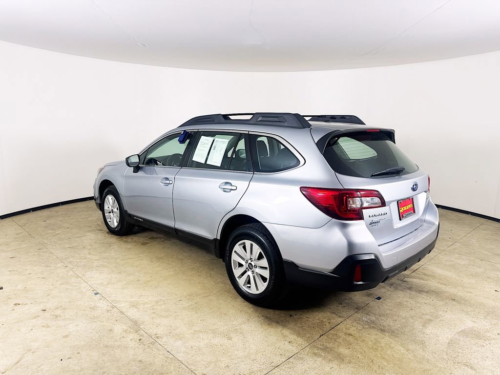Used 2019 Subaru Outback 2.5i AWD/4WD image 6