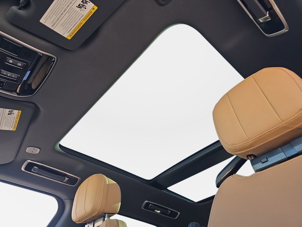 New 2026 Land Rover Range Rover SE image 31