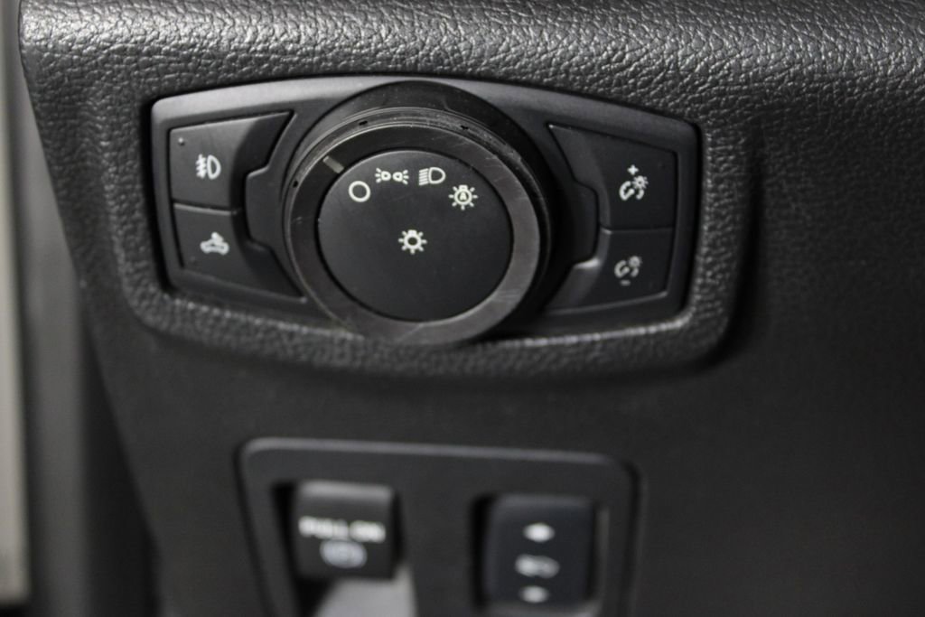 Used 2018 Ford F150 Platinum w/ Equipment Group 701A Luxury AWD/4WD image 25
