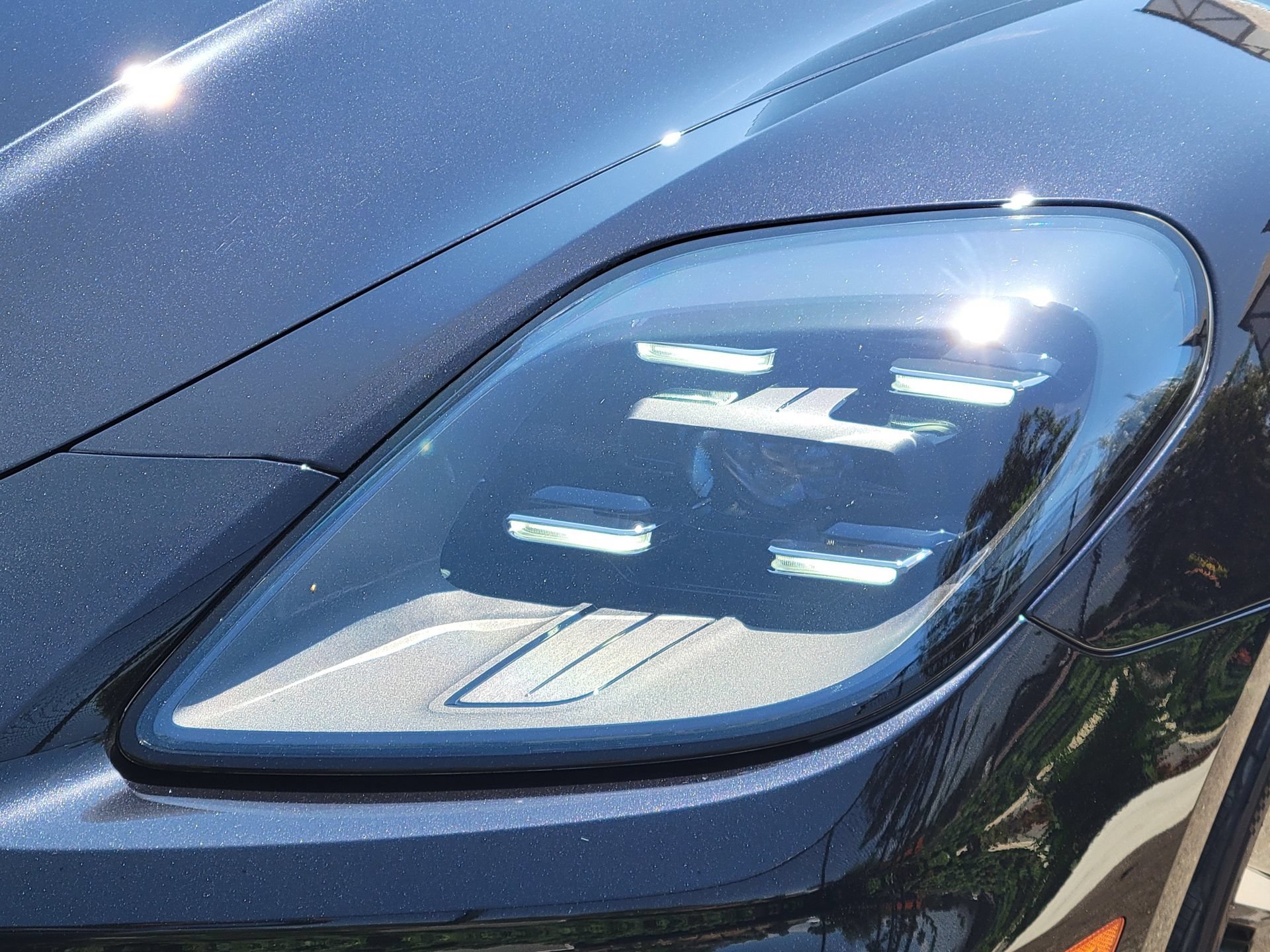 Used 2026 Porsche Panamera image 35
