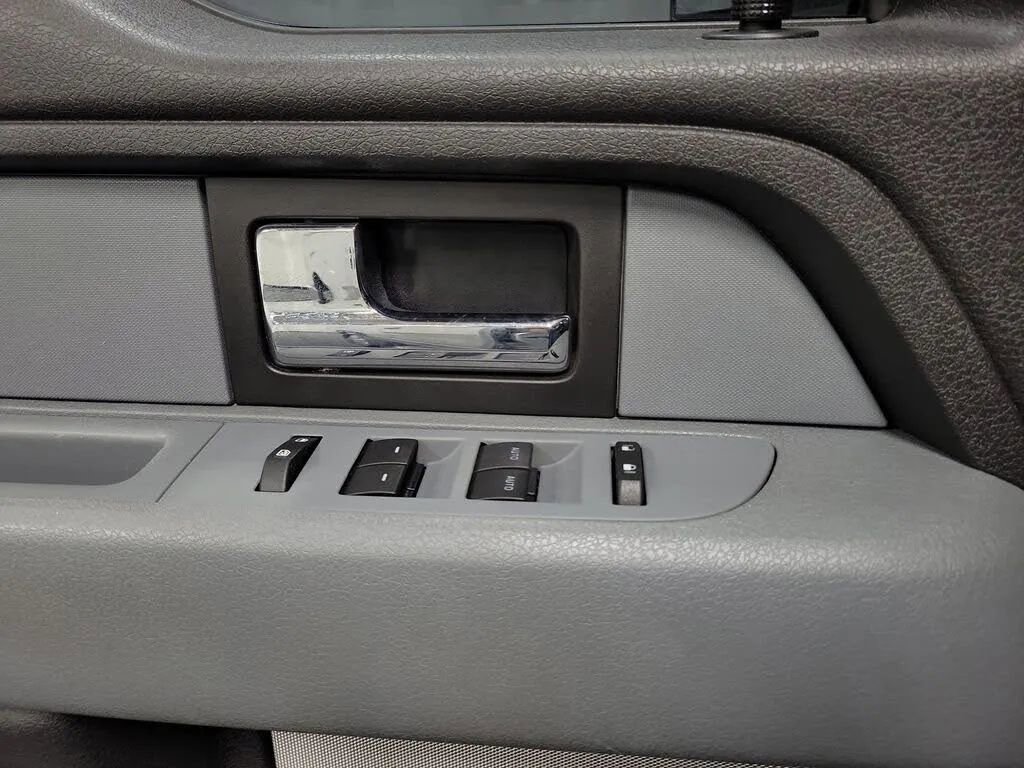 Used 2014 Ford F150 XLT image 10