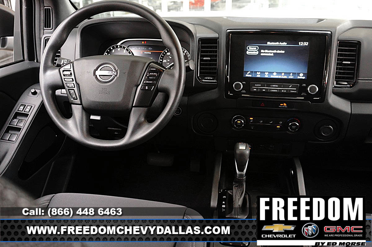 Used 2023 Nissan Frontier SV w/ Midnight Edition Package RWD image 13