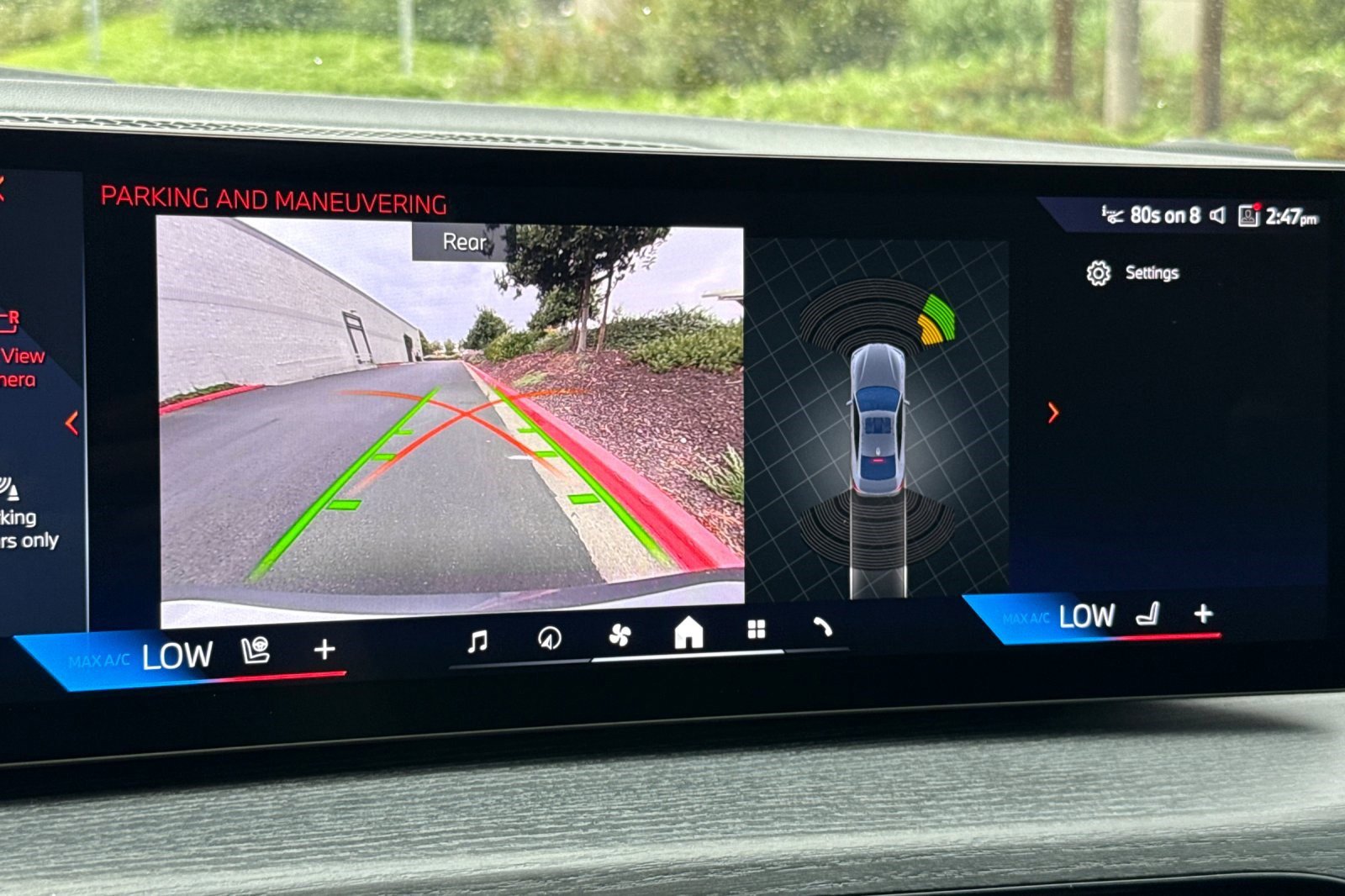 Used 2025 BMW 430i Coupe w/ Premium Package image 23