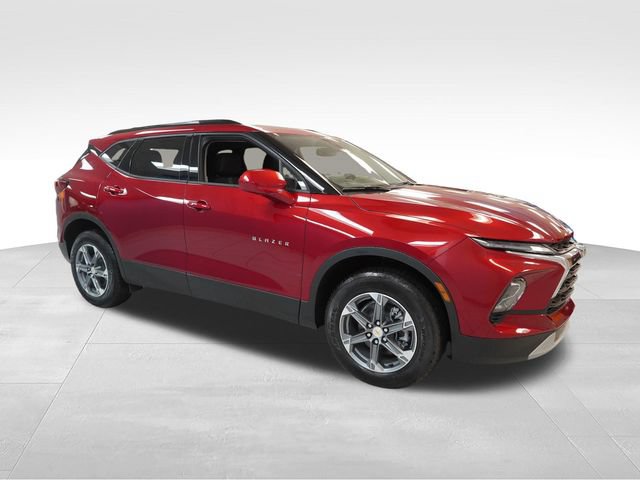 New 2026 Chevrolet Blazer LT w/ Convenience Package AWD/4WD image 17