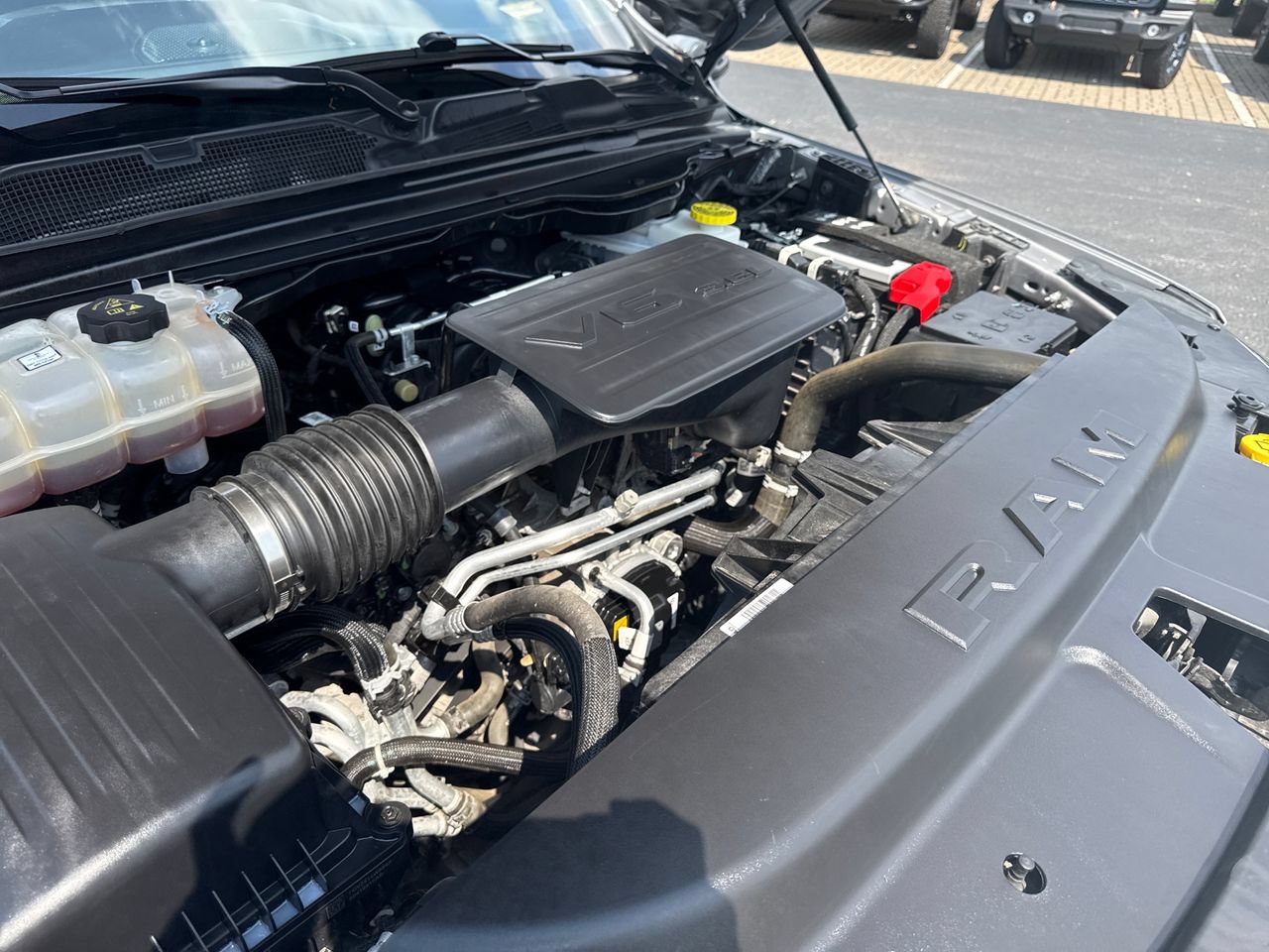 Used 2025 RAM 1500 Big Horn AWD/4WD image 11
