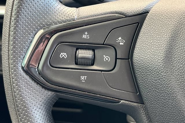 Used 2023 Chevrolet TrailBlazer LT w/ Convenience Package FWD image 30