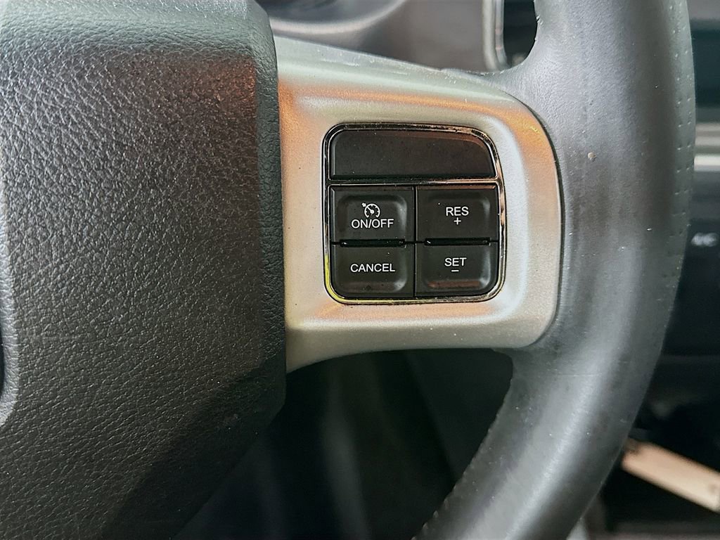 Used 2013 Dodge Charger SE w/ Leather Interior Group image 25