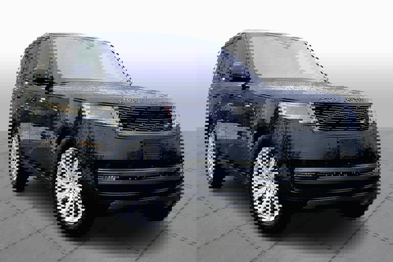 Used 2023 Land Rover Range Rover SE image 3