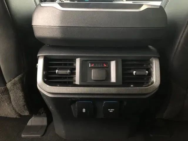 Used 2021 Ford F150 Platinum w/ Max Trailer Tow Package image 29