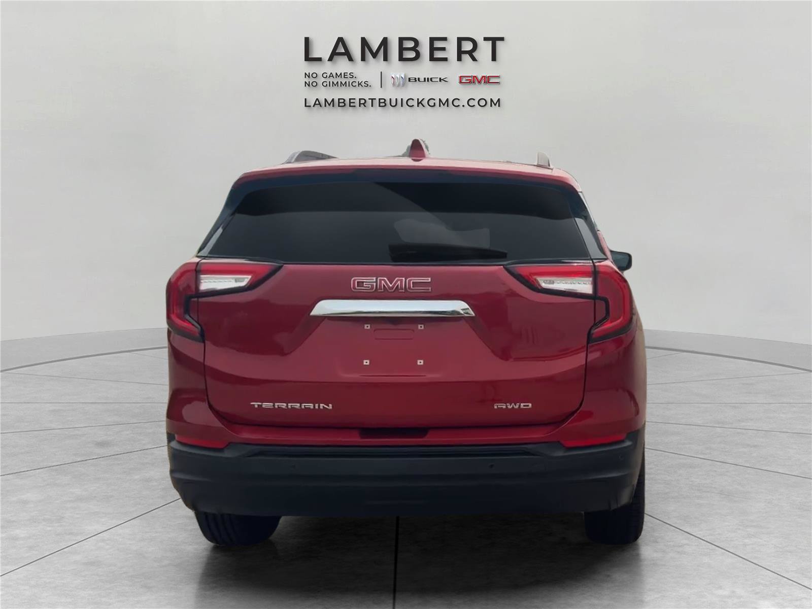 Used 2023 GMC Terrain SLE w/ Driver Convenience Package AWD/4WD image 4