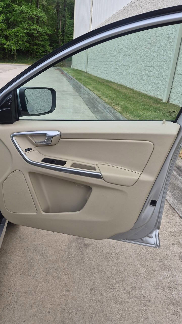 Used 2015 Volvo XC60 T5 Platinum FWD image 59