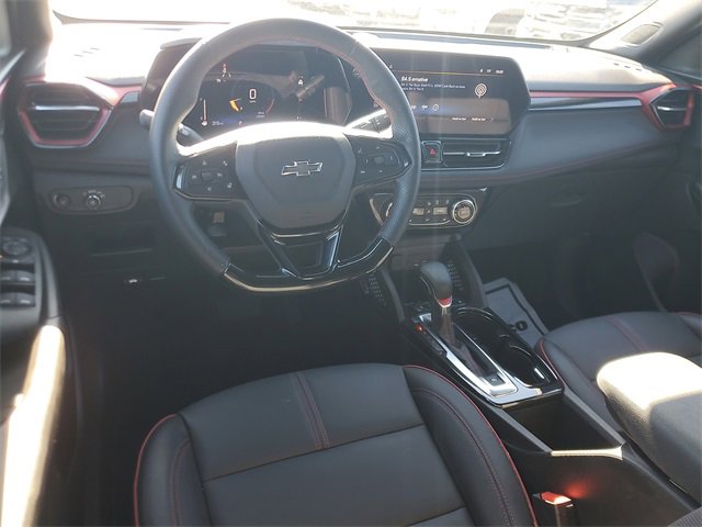 Used 2025 Chevrolet TrailBlazer RS w/ Convenience Package image 12