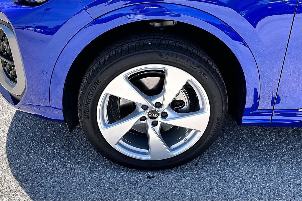 Certified 2025 Audi Q5 Premium Plus w/ Premium Plus AWD/4WD image 13